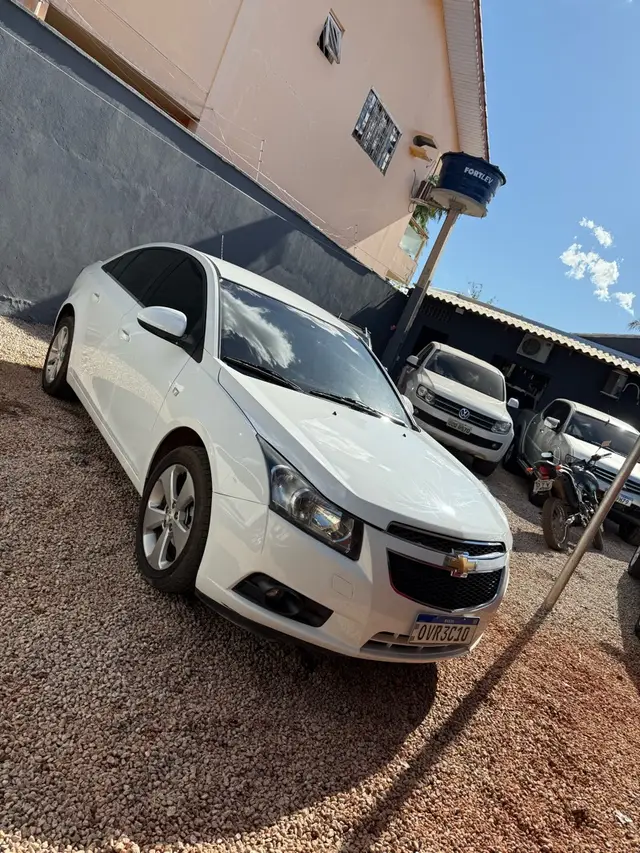 Carro Chevrolet Cruze 2014 LT 1.8 16V Ecotec (Flex)