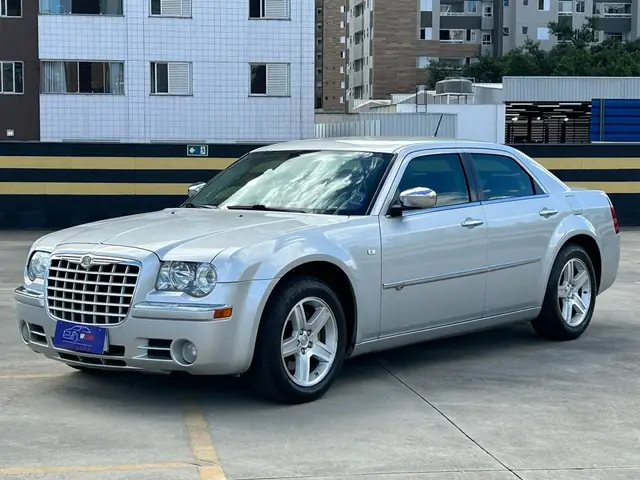 Carro Chrysler 300C 2008 3.5 V6