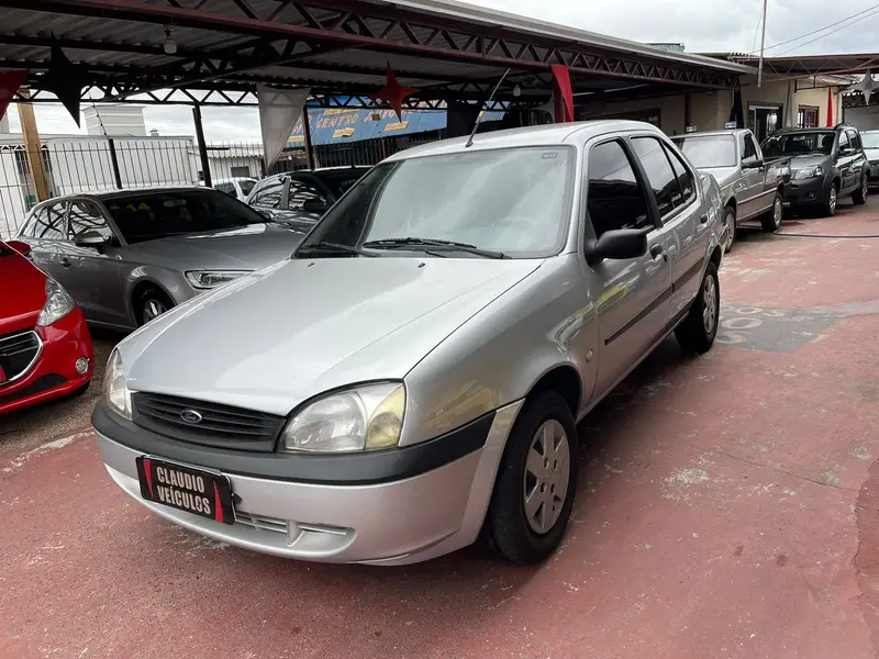 Ford Fiesta Sedan Street 1.0 MPi