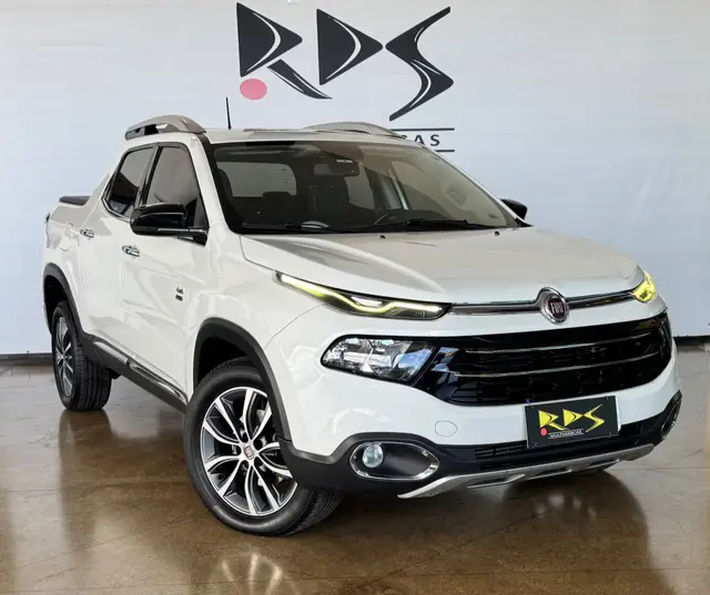 Carro Fiat Toro 2019 Volcano 2.0 diesel AT9 4x4