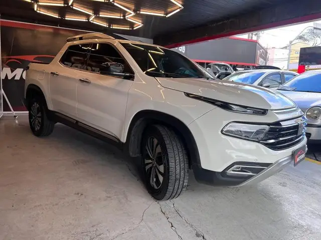 Carro Fiat Toro 2022 Volcano 2.0 TDI 4x4 (Aut)