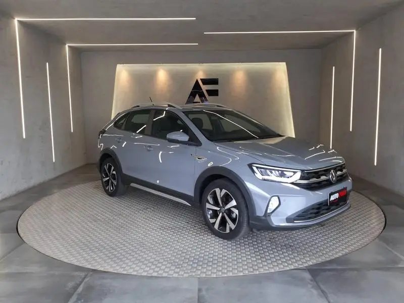Volkswagen Nivus Highline 1.0 Turbo (Flex) (Aut)