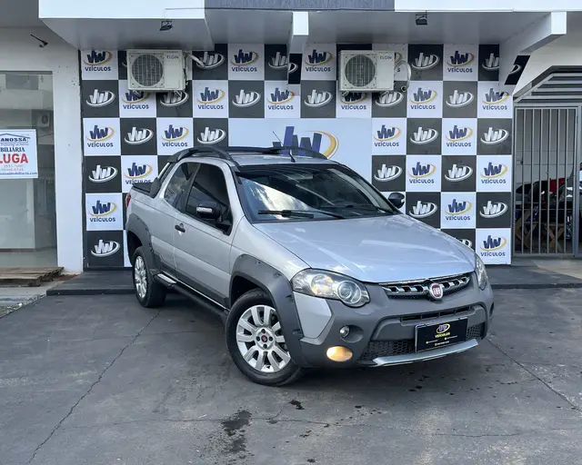Carro Fiat Strada 2016 Adv.1.8 16V Dualogic Flex CD