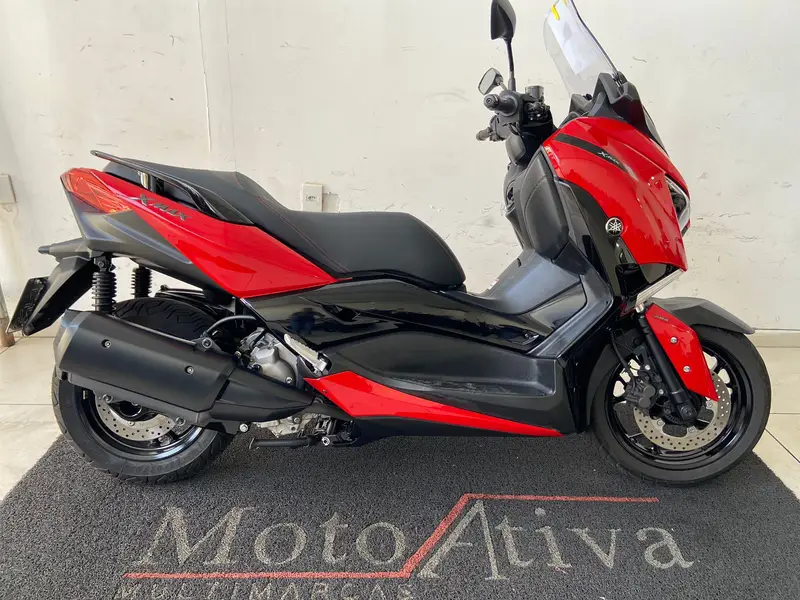 Yamaha XMax ABS