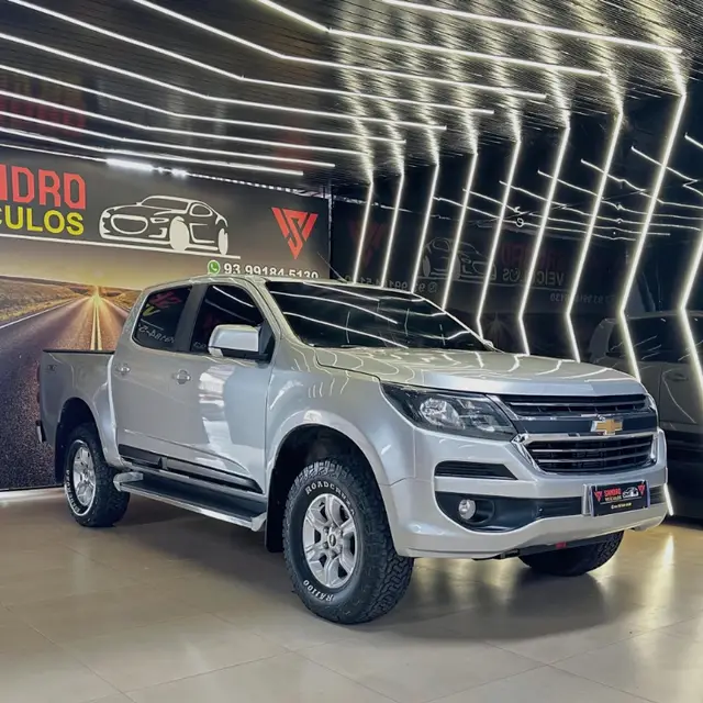 Carro Chevrolet S10 Cabine Dupla 2017 S10 2.8 CTDI LT 4WD (Cabine Dupla)