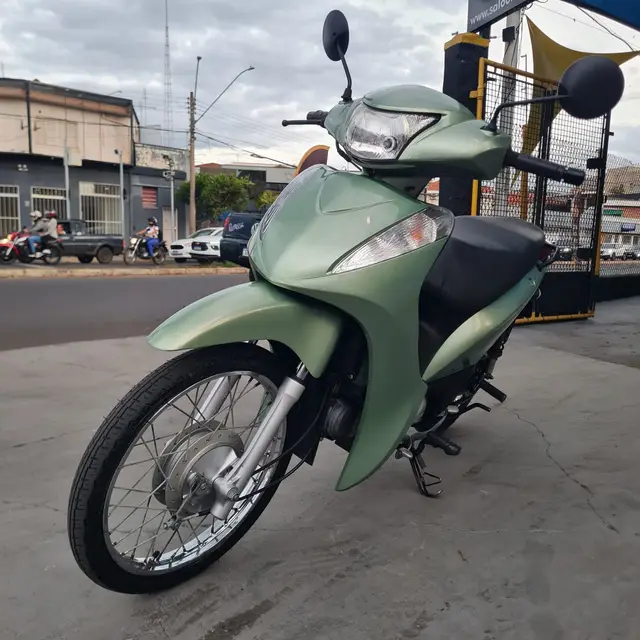 Moto Honda Biz 125i 2011 ES