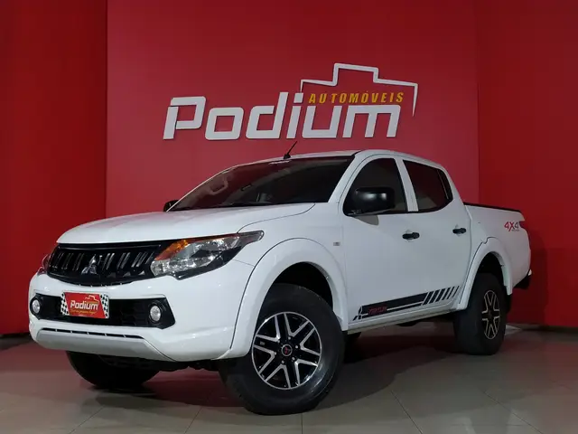 Carro Mitsubishi L200 Triton Outdoor 2023 GLX 2.4 Turbo