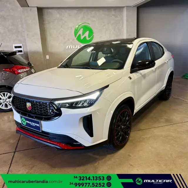 Carro Fiat Fastback 2025 ABARTH Turbo Flex 1.3 Aut.