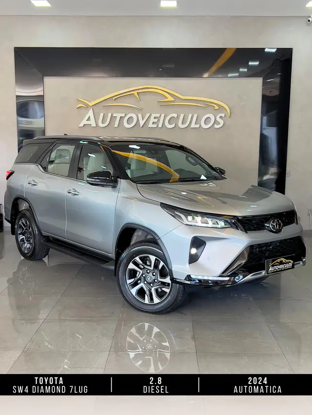 Carro Toyota SW4 2024 Diamond  2.8 Turbodiesel 4x4 (Aut.)