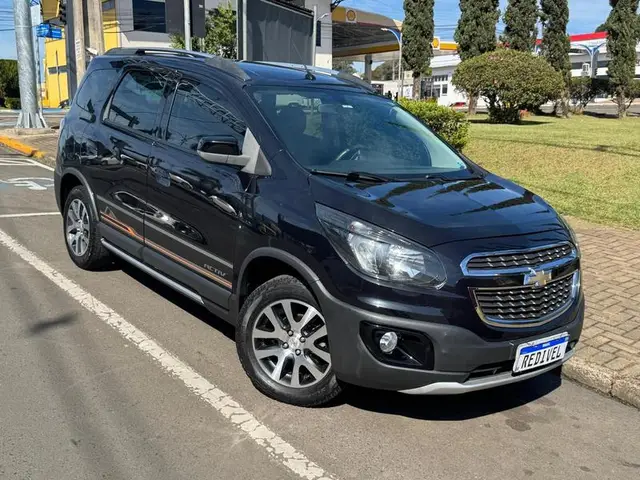 Carro Chevrolet Spin 2016 Activ 1.8 (Flex)