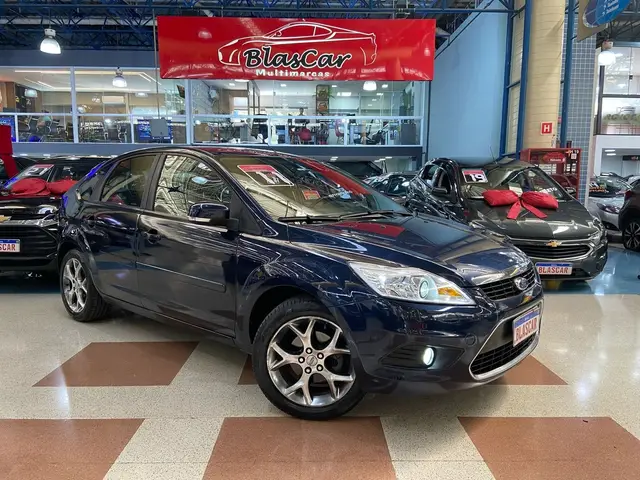 Carro Ford Focus Hatch 2011 GL 1.6 16V (Flex)