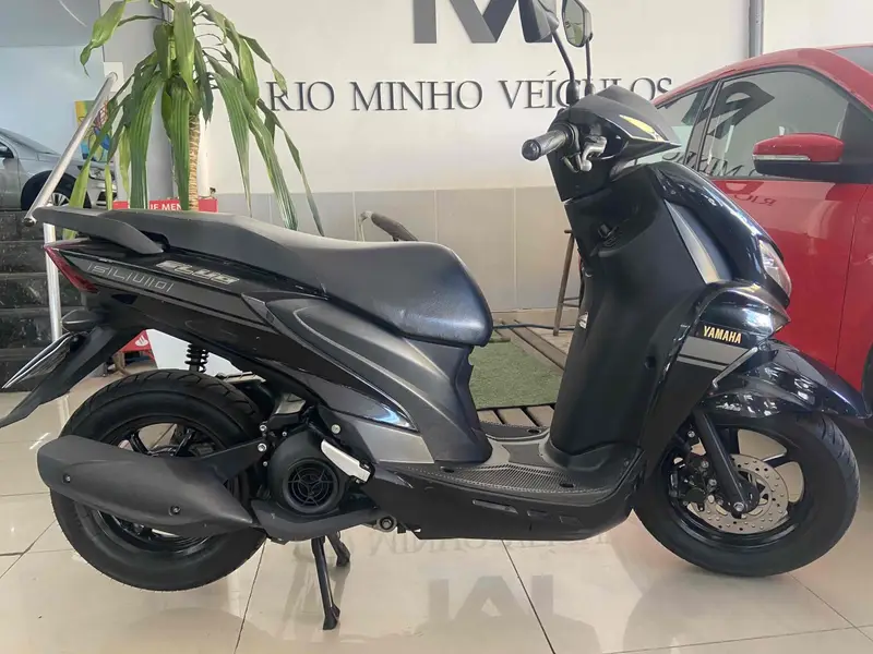 Yamaha Fluo ABS
