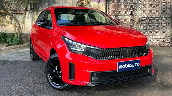 Irmão do Fiat Argo ganhou algumas mudanças visuais para continuar competitivo na linha 2026