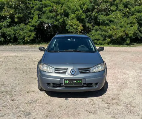 Carro Renault Megane Grand Tour 2012 Mégane Grand Tour Dynamique 1.6 16V (flex)