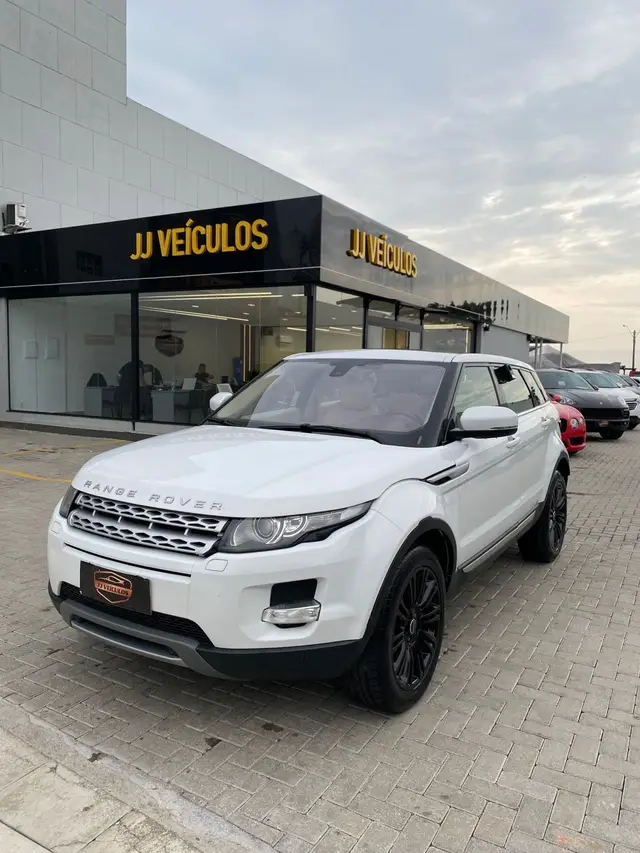 Carro Land Rover Range Rover Evoque 2012 Prestige Tech 2.0 Aut 5p
