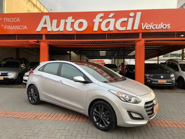 Carro Hyundai i30 2016 I30 1.8 16V MPI (Básico+Teto)