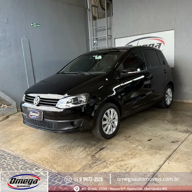 Carro Volkswagen Fox 2011 1.0 8V (Flex) 4p