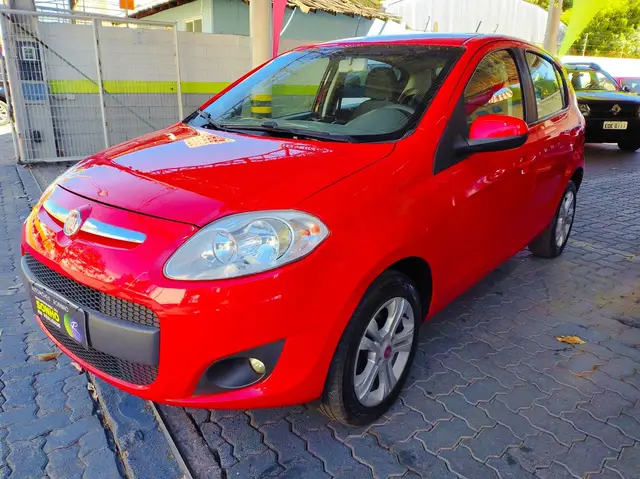Carro Fiat Palio 2013 Attractive 1.4 8V (Flex)
