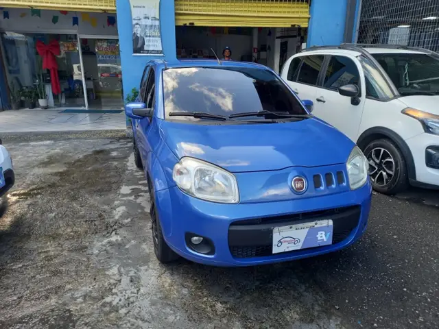 Carro Fiat Uno 2012 Vivace Celeb. 1.0 8V (Flex) 4p