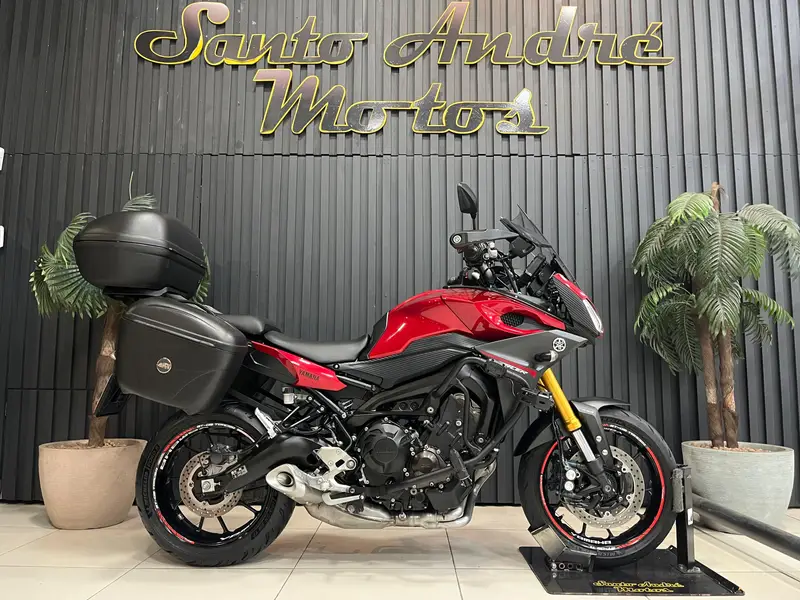 Yamaha MT-09 Tracer