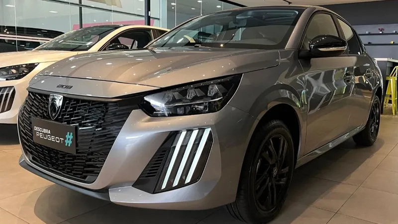  Peugeot 208 tem mais de R$ 13 mil em descontos e se torna o carro 0km mais barato do Brasil