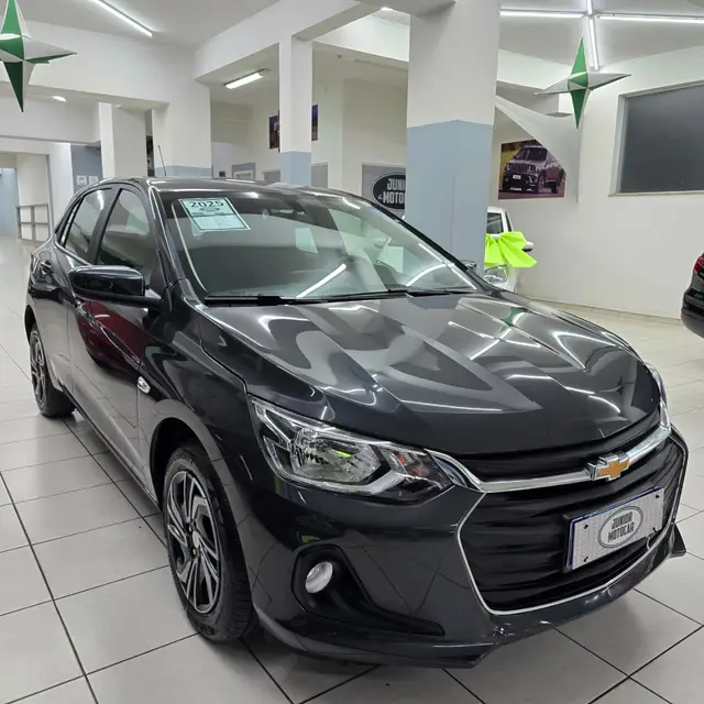 Carro Chevrolet Onix 2025 LT 1.0 Turbo