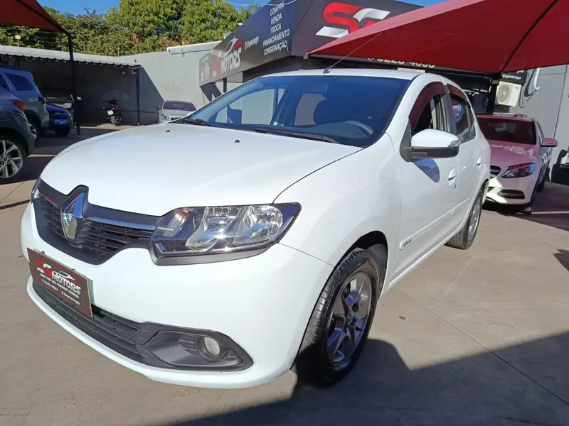 Renault Logan Expression 1.6 16V SCe (Flex)