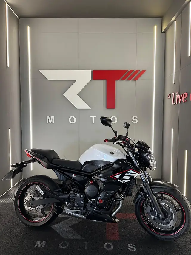Moto Yamaha XJ6 N 2016 XJ6 N SP (ABS)