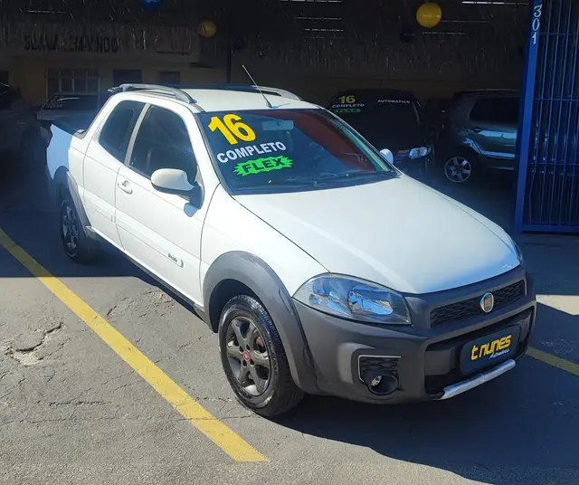 Carro Fiat Strada 2016 Working 1.4 (Flex) (Cabine Dupla)