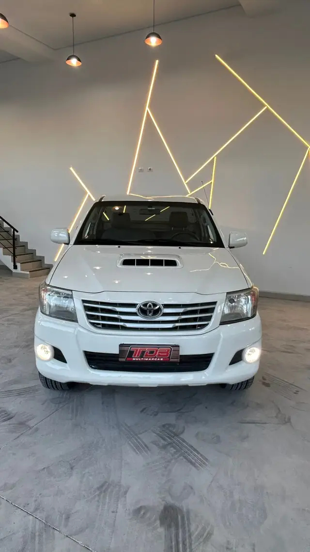 Carro Toyota Hilux Cabine Simples 2013 Hilux 3.0 TDI 4x4 CS STD