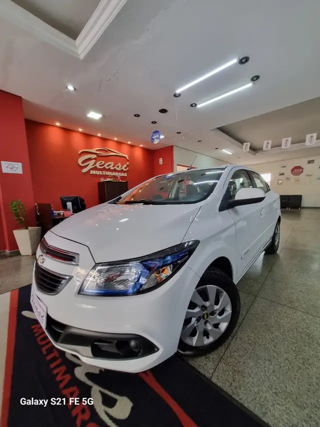 Carro Chevrolet Prisma 2013 1.4 LT SPE/4