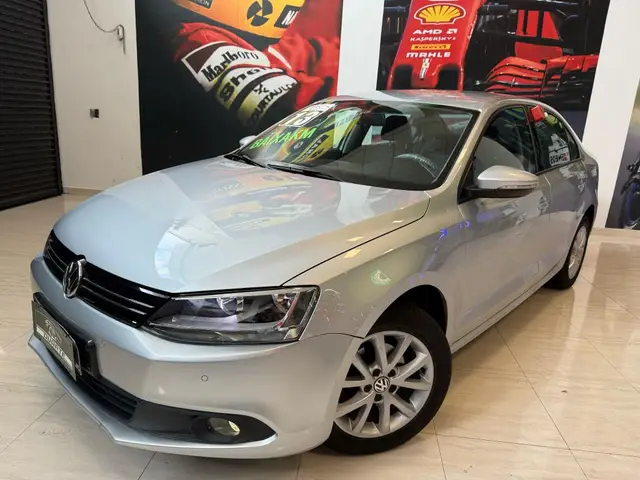 Carro Volkswagen Jetta 2013 2.0 Comfortline Tiptronic (Flex)