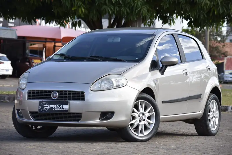 Fiat Punto Attractive 1.4 (Flex)