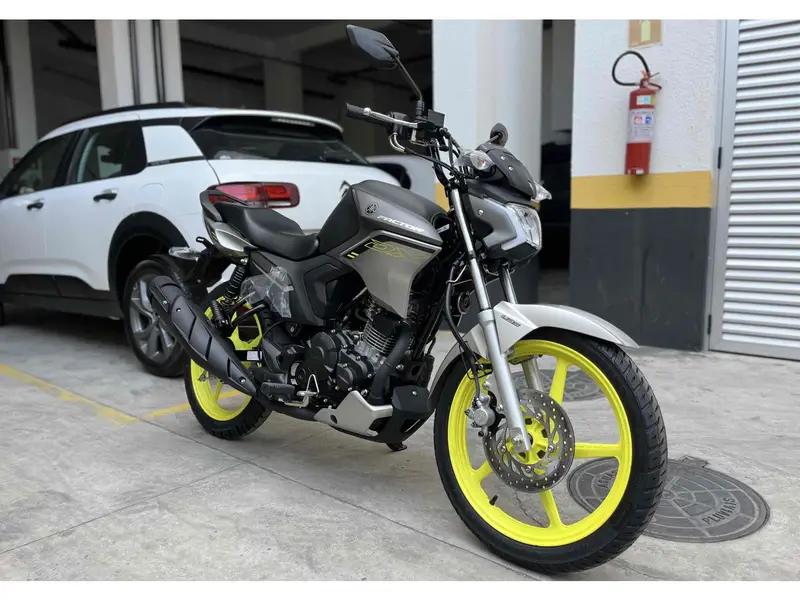 Yamaha YBR 150 Factor DX