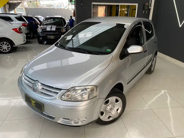 Carro Volkswagen Fox 2006 Plus 1.6 8V (Flex)