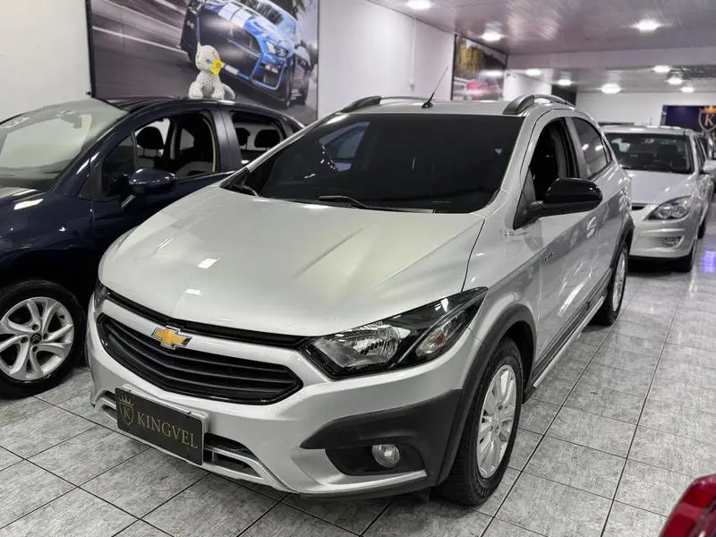 Chevrolet Onix 1.4 Activ SPE/4 (Aut)