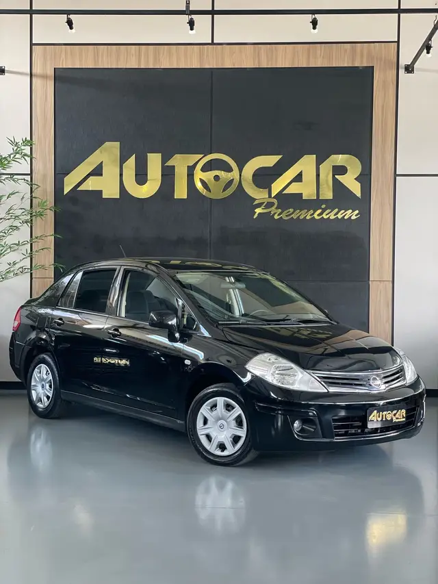 Carro Nissan Tiida 2013 S 1.8 (flex)