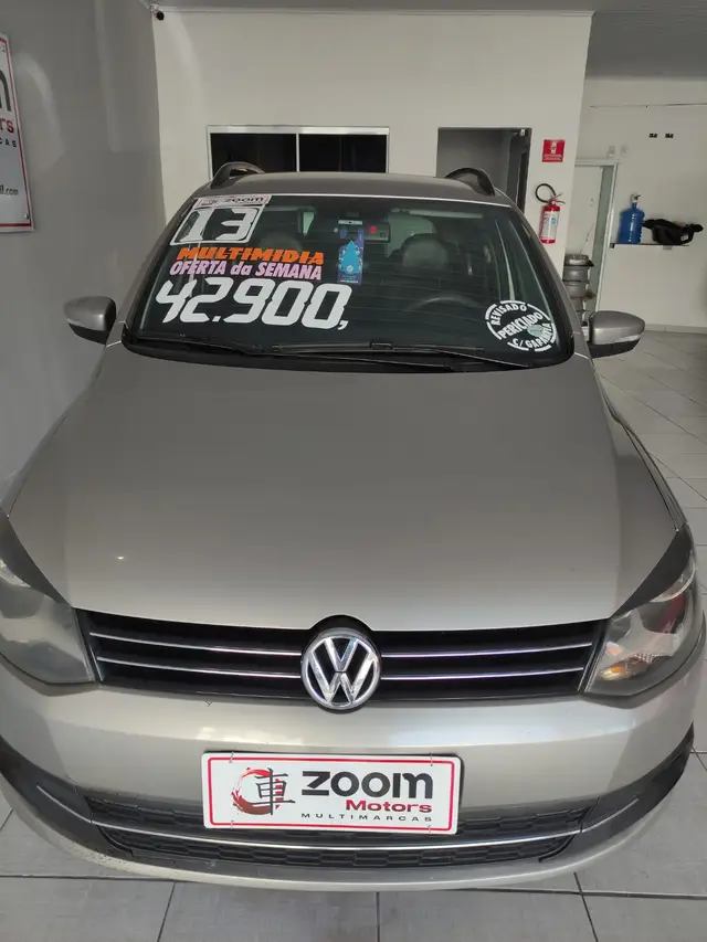 Carro Volkswagen SpaceFox 2013 Sportline 1.6 8V (Flex)