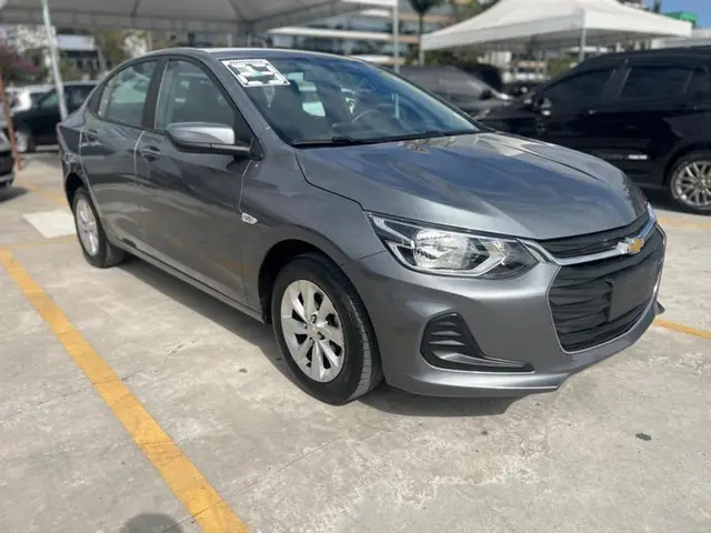 Carro Chevrolet Onix 2023 1.0
