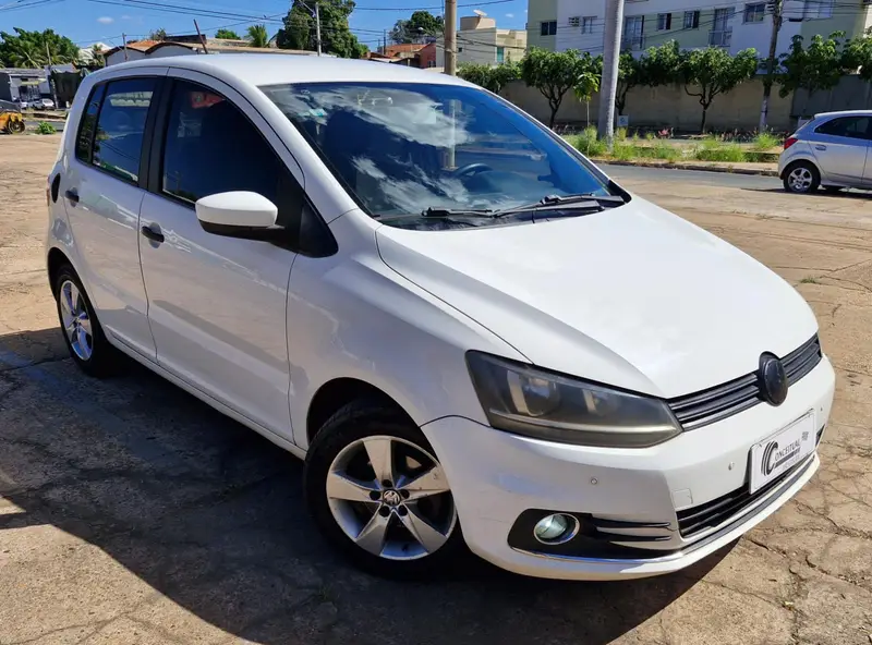 Volkswagen Fox Trendline 1.0 TEC (Flex)