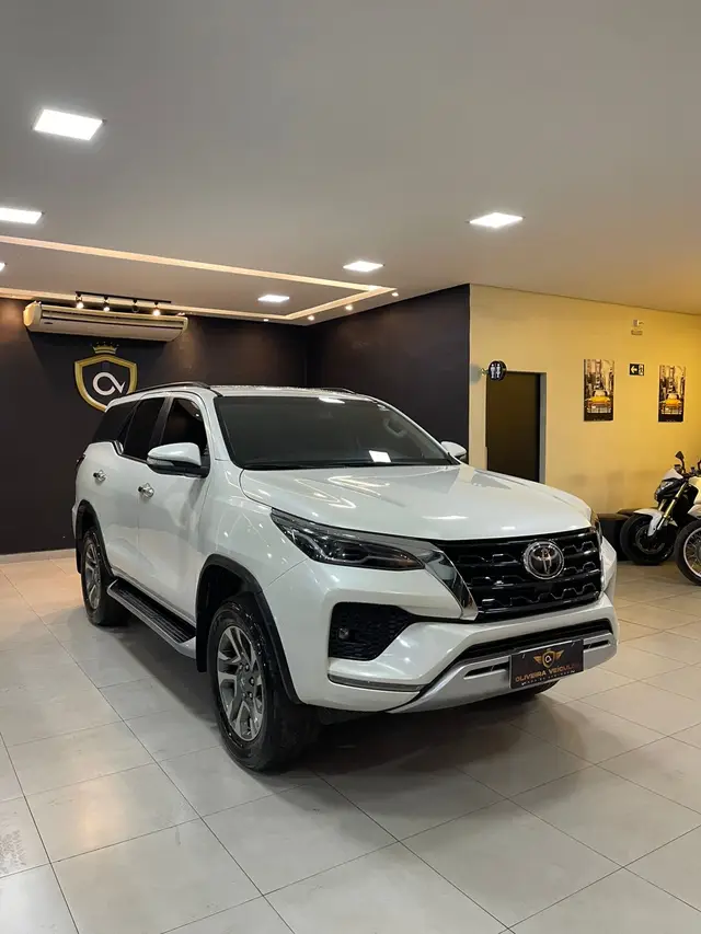 Carro Toyota SW4 2016 4.0 VVT-I SRX 7L 4x4