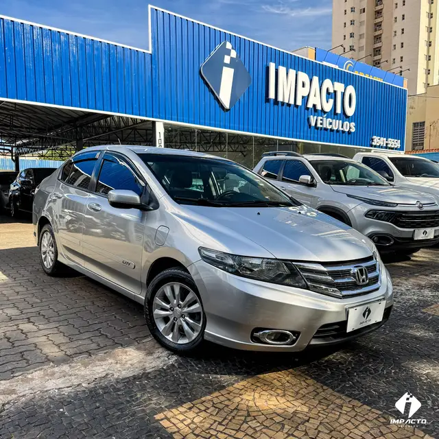 Carro Honda City 2013 LX 1.5 16V (flex)
