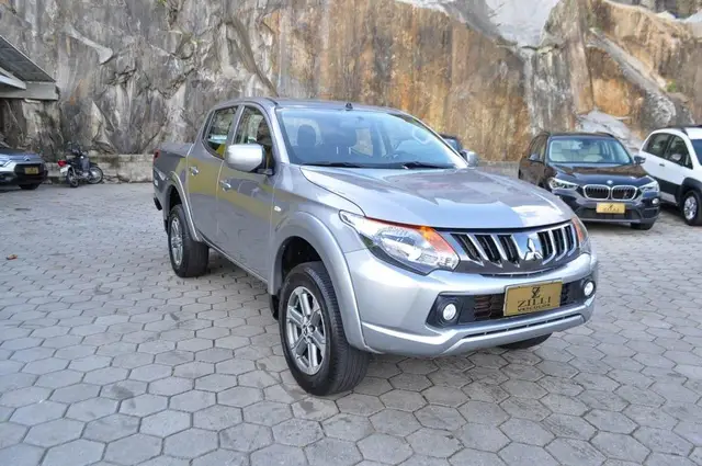 Carro Mitsubishi L200 2023 Triton GLS 2.4 Turbo