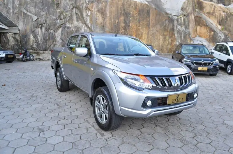 Mitsubishi L200 Triton GLS 2.4 Turbo