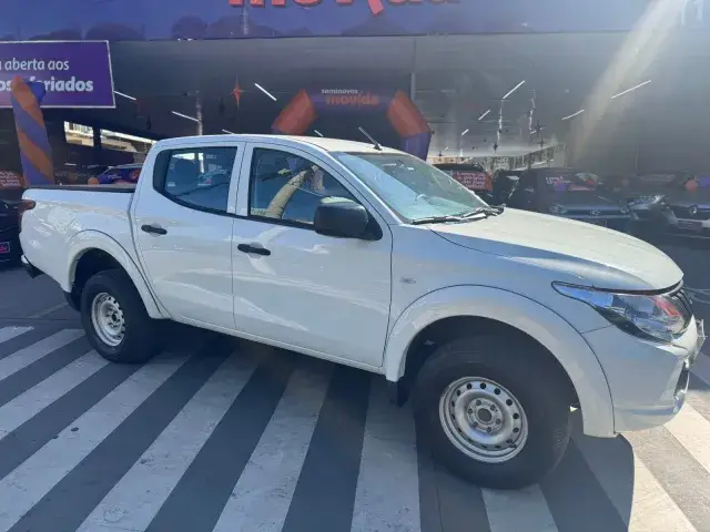 Mitsubishi L200 Triton GL 2.4