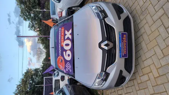 Renault Logan Zen 1.0
