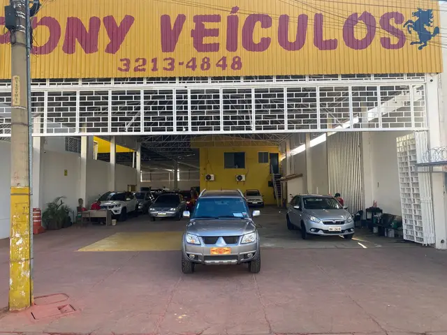 Carro Mitsubishi Pajero TR4 2012 2.0 16V 4x2 (Flex)