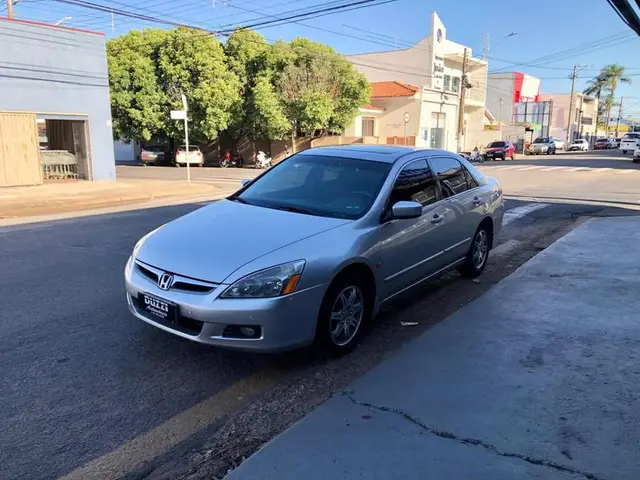Carro Honda Accord 2006 Sedan EX 3.0 V6 (aut)
