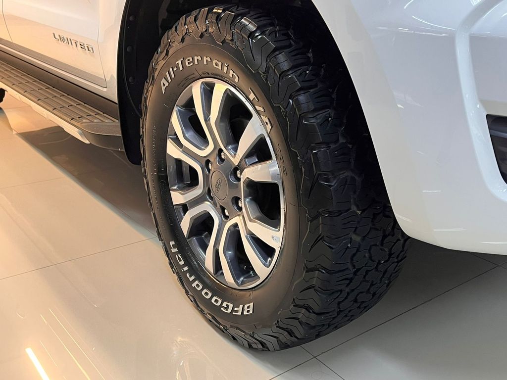 Ranger Cabine Dupla Limited 3.2 Turbodiesel 20V 4x4 (Aut)
