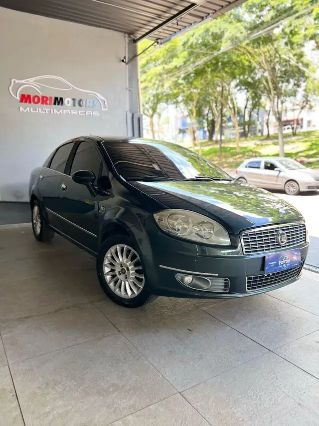 Carro Fiat Linea 2010 Absolute 1.9 16V Dualogic (Flex)